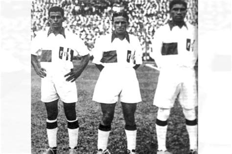 historia y evolución de la camiseta de la selección peruana ¿siempre fue blanca con franja roja