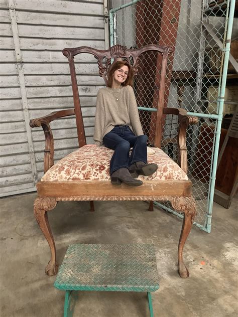 Sadly This Giant Chair Couldnt Come Home With Me Rthriftstorehauls