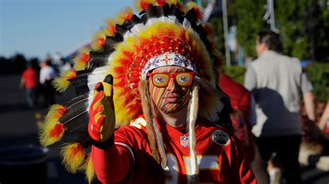 Kansas City Chiefs Ban Headdresses Face Paint On Fans
