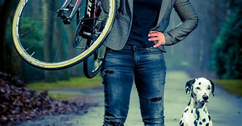 Cyclist, son in law of raymond poulidor. "Een leven tussen de fietsen is mijn lot" | Veldrijden ...
