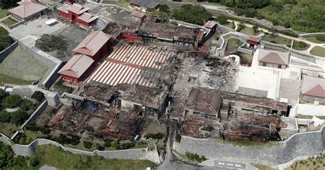 Index Külföld Leégett a világörökségként jegyzett Suri kastély nagy