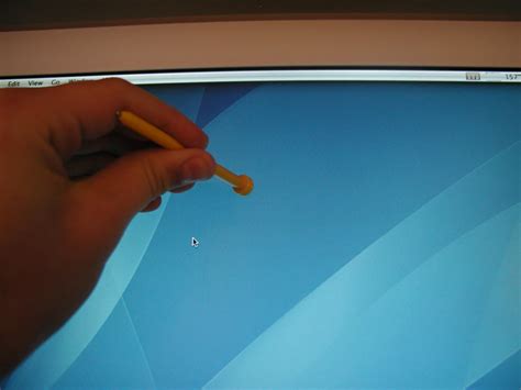 How To Fix A Stuck Pixel On An Lcd Monitor The Tech Edvocate