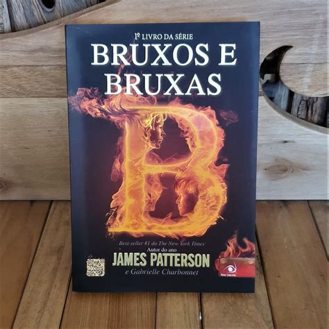 Bruxos E Bruxas Livro