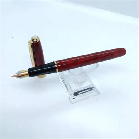 Shaeffer Prelude Gloss Red Lacquer Fountain Pen With Rose Gold Trim