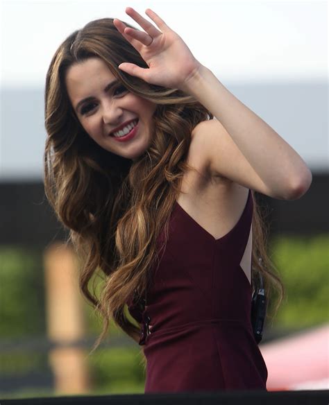 Sexy Beautiful Babes Laura Marano On The Set Of Extra In Los Angeles