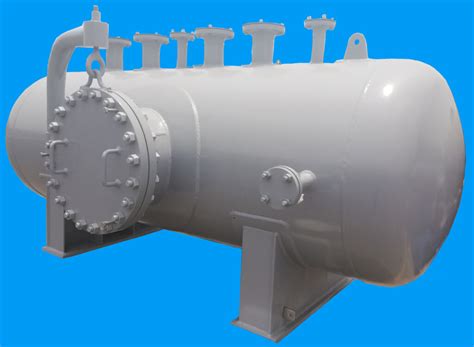 Pressure Vessel Type Cylindrical Horizontal With Steel Saddles Or