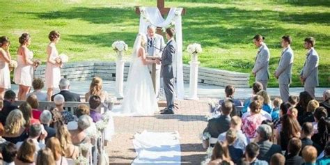Δες το βίντεοa diy barn wedding in uk! Byron Colby Barn Weddings | Get Prices for Wedding Venues ...
