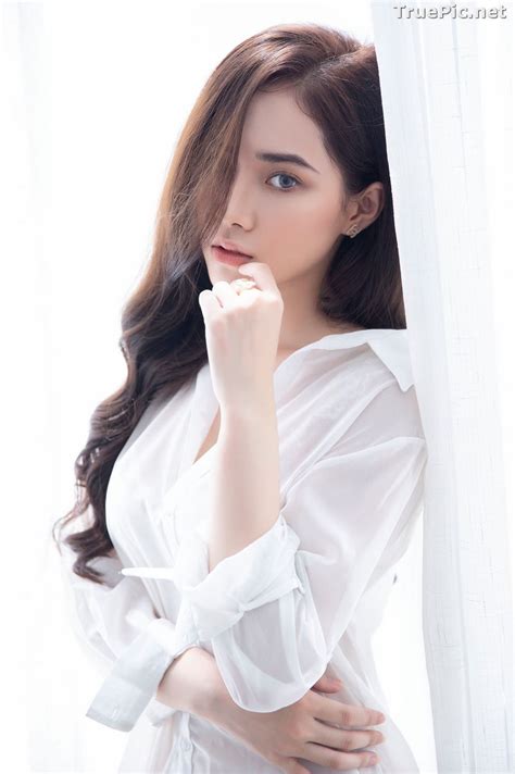 Vietnamese Model Hot Beautiful Girls In White Collection