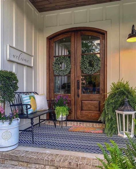 2030 Small Front Entryway Ideas