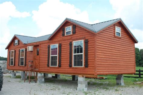 7 Beautiful Modular Log Cabins From Amish Cabin Company Tiny Houses