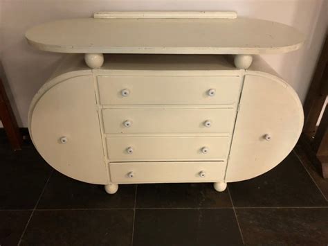 White Wooden Oval Chest Of Drawers Dresser Circa 1950 Centrepiece With Four Drawers