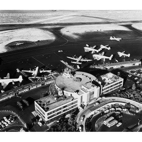 Laguardia Airports Central Terminal Building Circa 1953 I ♥ New York
