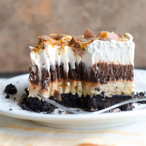 Chocolate Lasagna Better With Peanut Butter And Crushed Butterfingers