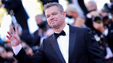 Umr score puts box office, reviews and awards into a mathematical equation and gives each movie a score. Matt Damon Brought To Tears With 5-Minute Standing Ovation ...