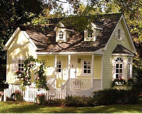 Lovely Pale Yellow Cottage Yellow Cottage Dream Cottage Cottage