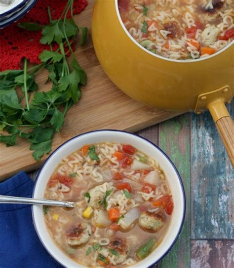 I've collected and listed only the most popular and tried christmas dinner ideas, and i am more than happy to good food is always a big part of christmas eve. 10 Kid-Friendly Christmas Eve Dinner Ideas | Pork stew ...