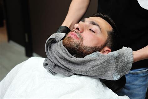 Hot Shave Tips To Try At Home The Barber