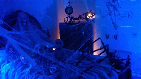 Pin By Liz G Event Planner On Halloween Nursery Scary Haunted House