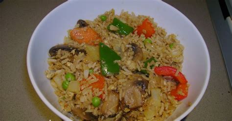 Makes me proud of my kisii roots. Mapishi Matamu: Mapishi ya Mixed vegetable fried rice ...