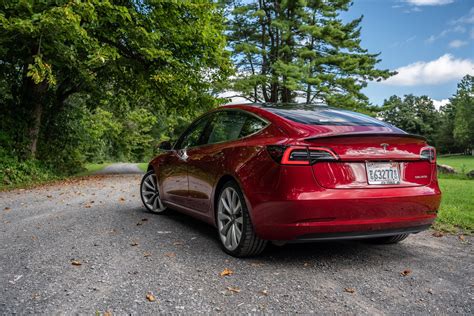 Tesla model 3 performance awd engine technical data : 2018 Tesla Model 3 Performance review: Unholy quick, but still incomplete - Roadshow | Tech News ...