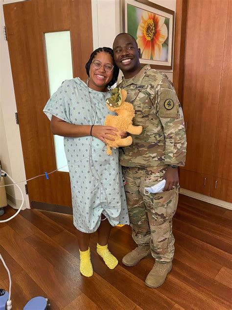 Husband Returns From Deployment Early To Surprise Pregnant Wife In Hospital Good Morning America