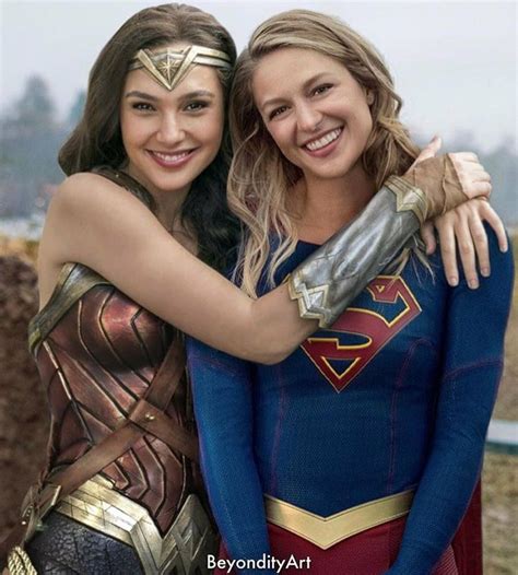 wonder woman and supergirl héros dc comics heros comics dc superheroes melissa supergirl