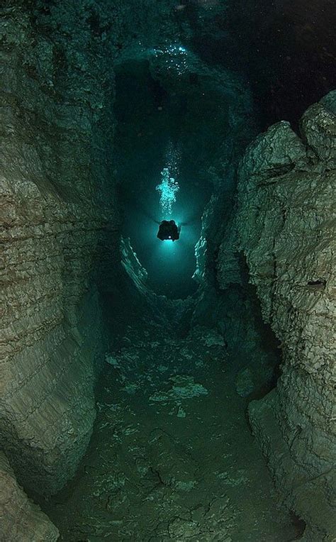 Pin By Earthbound Aviator On Underwater Underwater Caves Underwater