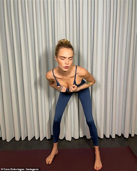 Cara Delevingne Shows Off Her Toned Figure In Blue Work Out Gear