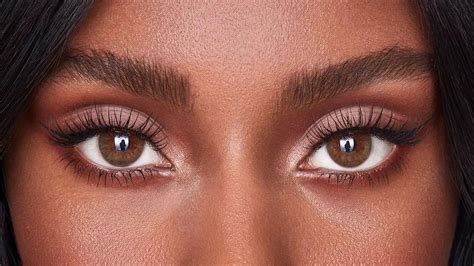 Are Fake Lashes Back The Best Natural Looking False Lashes To Shop Right Now Hello