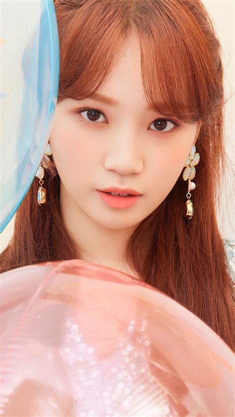 Kim Chaewon Iz One Bloom Iz K Hd Phone Wallpaper Rare Gallery