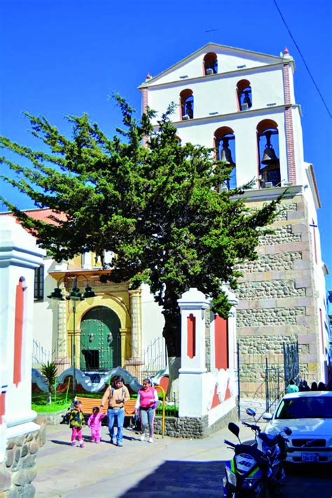 His jersey number is 28. Fray Vicente Bernedo, el santo de los mineros