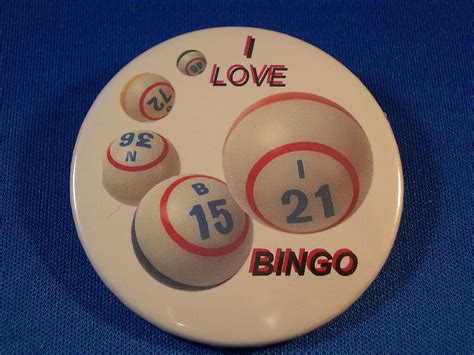 I Love Bingo With Balls Lot Of 100 Buttons Pins Pinbacks Badge 2 14