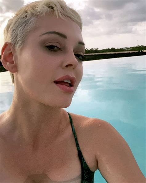 Rose Mcgowan Reveals She S Become A Permanent Resident Of Mexico It S A Really Healing Land