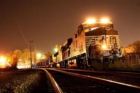 Coal Night Train By Norfolk Southern Via Flickr Toy Trains Set Old