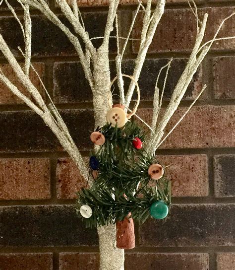 Easy Cinnamon Stick Christmas Tree Ornaments Diy The Homespun Chics
