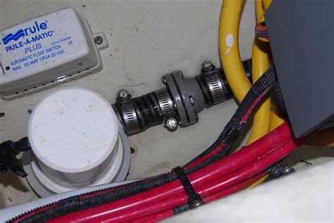 Do Pontoon Boats Have Bilge Pumps Where Is The Bilge Pump Located On A