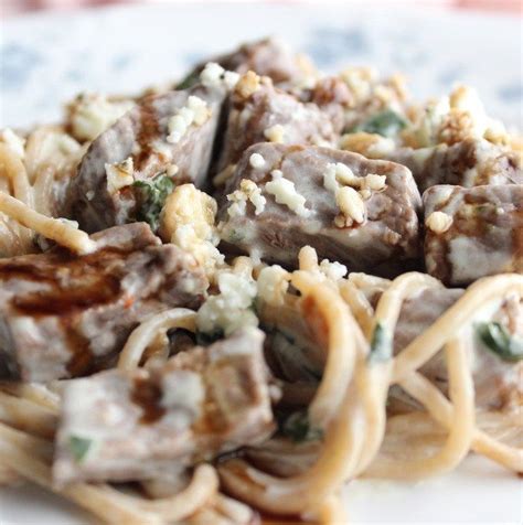 Jun 30, 2021 · olive garden alfredo sauce recipe is an easy way to make the creamy cheese sauce at home! Steak Gorgonzola Alfredo - Olive Garden's Copycat | Recipe ...