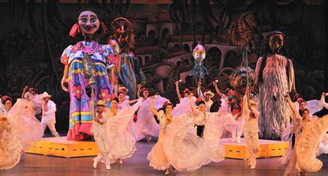 Ballet Folkl Rico De M Xico Se Presenta En El Gran Teatro Nacional
