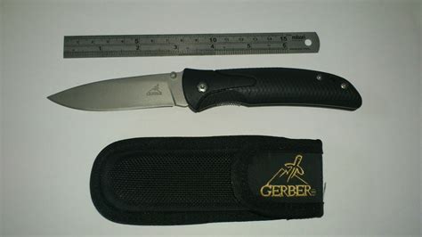 Eksekusi lock bar nya juga cakep, mudah diakses dan pengen aja ngebahas soal pisau asal prancis yang pastinya seluruh knifenut dunia kenal: APA ADA DENGAN JIWA?: PISAU LIPAT GERBER RM150.