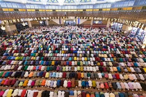 The movement control order was slated to end on 12 may. A Political Divide Over Islamic Law Could Undo Malaysia's ...