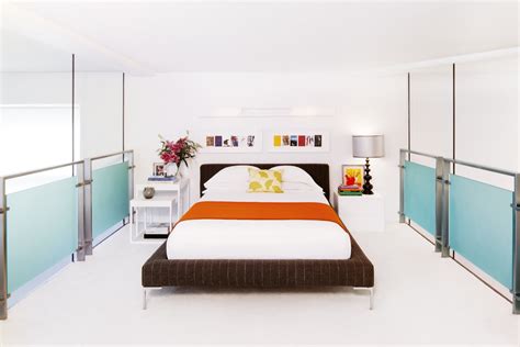 Aber angesichts der sommer und der hitze, die. 30 Bedrooms that Wow with Mismatched Nightstands