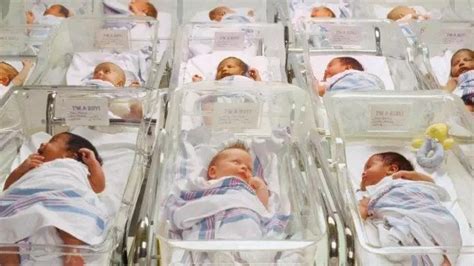 Unbelievable Meet The Woman Who Gave Birth To 17 Babies At Once