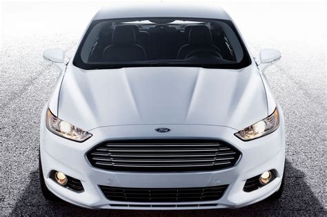 2013 Ford Fusion Vins Configurations Msrp And Specs Autodetective