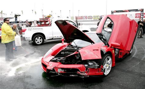 The several facts about the crash, however, have been unclear from the beginning. Eddie Griffin Crashes a Ferrari - Cars One Love