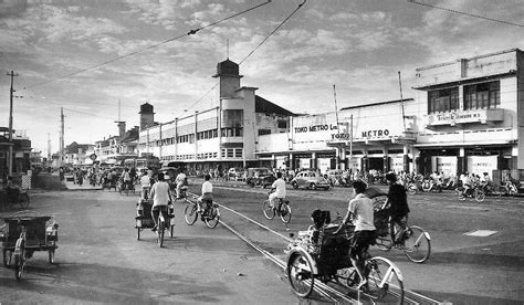 Tunjungan Street The Witness Of Moments Surabaya Old Pictures Old
