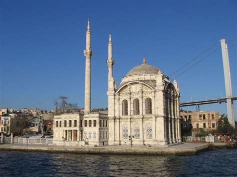 Ulus trt karşısı thy sitesinde keyifli satılık bahçe katı. Bild "Schönsten Eindrücken am Bosporus Ufer" zu Moschee ...