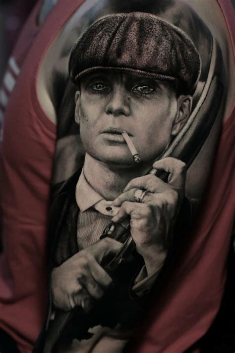 Small black and grey detailed portrait tattoo. Tattoo uploaded by Thomas Carli-jarlier | Thomas Shelby ...