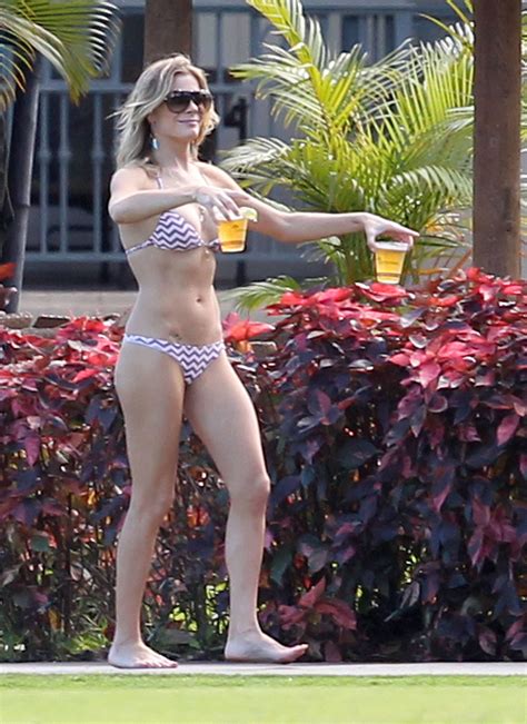 Leanne Rimes Shows Off Her Body While Playing Beer Fueled Bochee Ball Photos The
