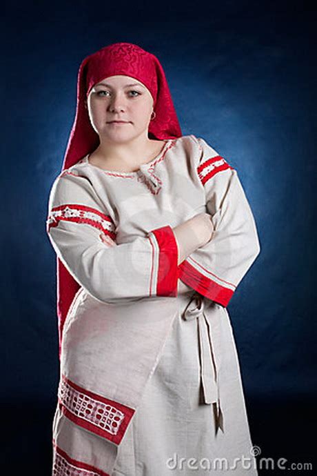Nachdem sie sich für ihr hochzeitskleid entschieden haben brautkleider spitze, müssen sie in der richtigen kleid aufbewahrungsbox für sie zu investieren oder sonst können sie ihre investition zu. Russische kleider