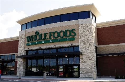 Whole foods as a company and the way that it is theoretically designed is a model that i think a lot of companies could learn from. 'The Decider' -- Trader Joe's vs. Whole Foods | Joe's St ...